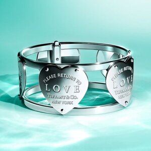 RARE Return to Love Tiffany & Co. Hinged Bangle Sterling Silver 💙